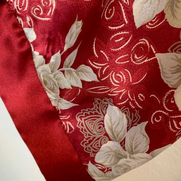 Adonna Peignoir Long Robe & Gown Set Womens Size Small Red Satin Roses Floral - Picture 7 of 15